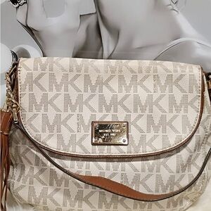 Michael Kors Cream and Tan Shoulder Bag